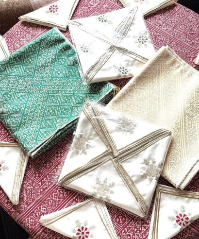 Ensemble Nappe Skeli